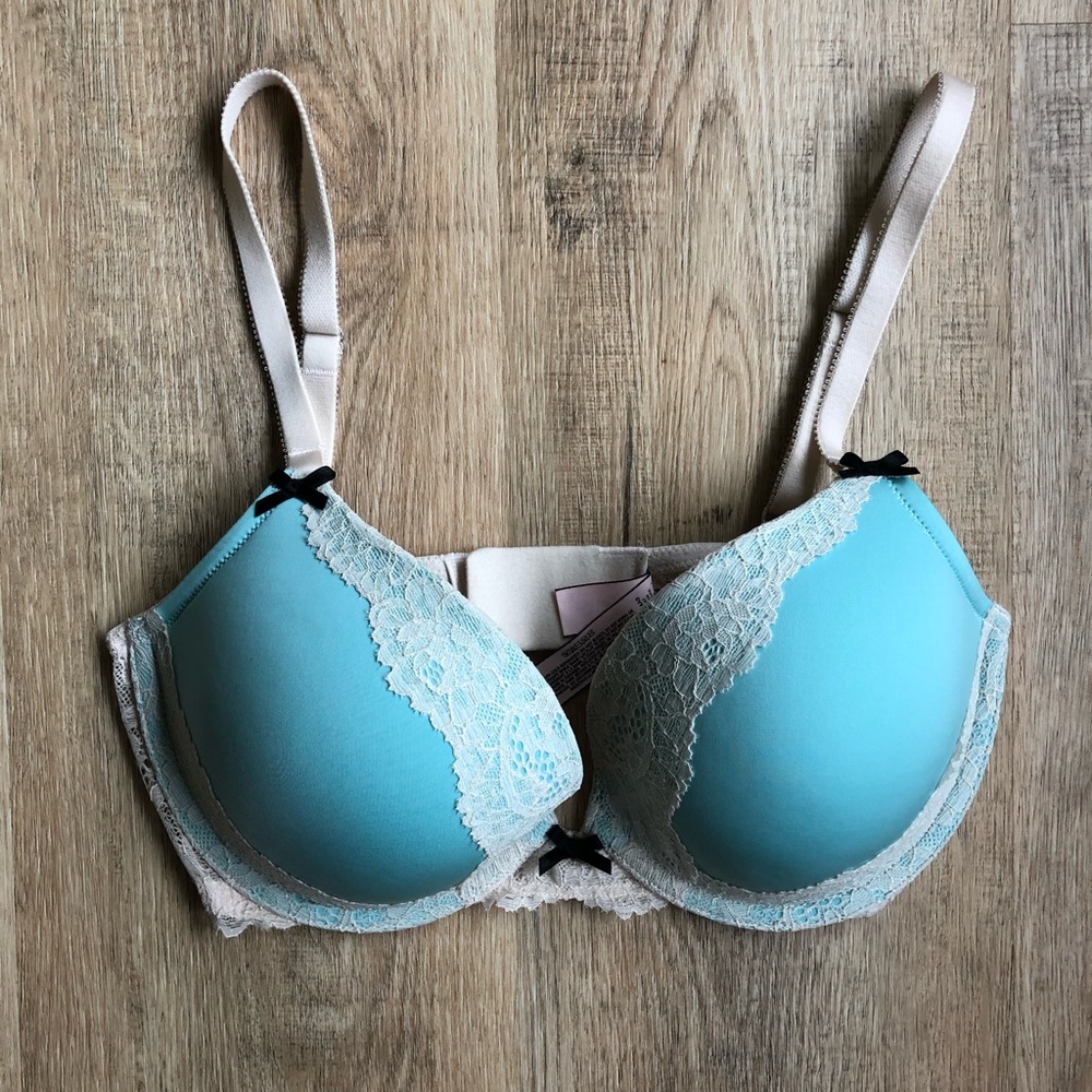 Worn once Victoria’s Secret dream angels bra
